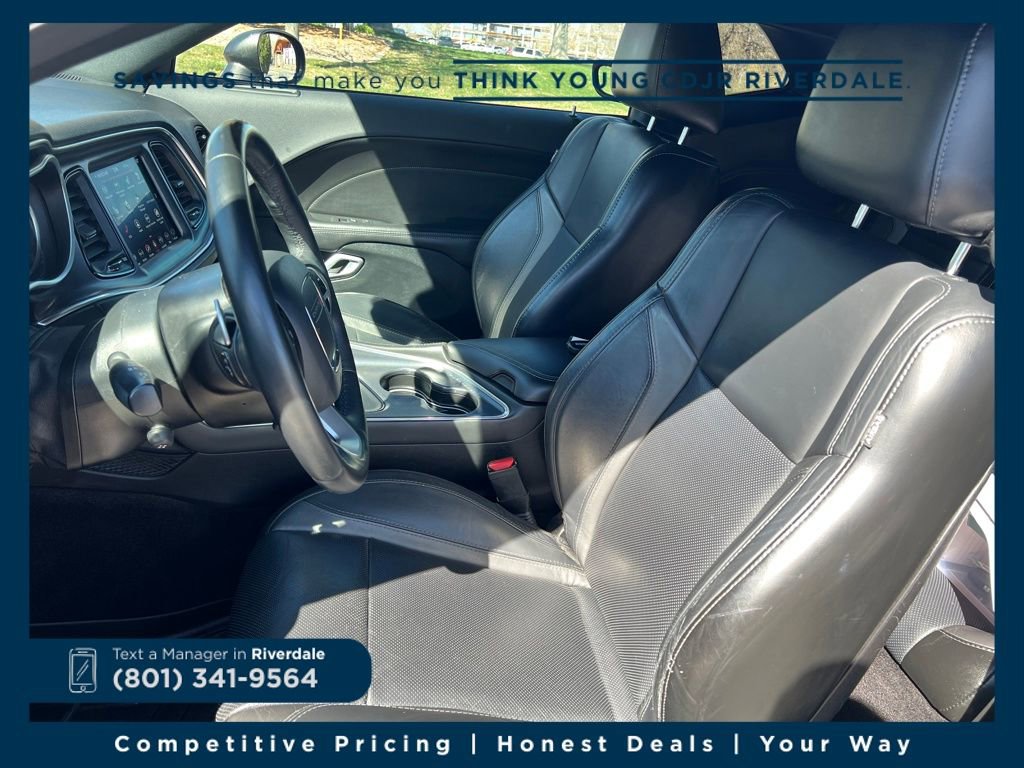 Used 2018 Dodge Challenger GT w/ Driver Convenience Group image 9