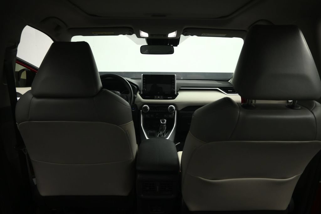 Used 2022 Toyota RAV4 XLE Premium FWD image 55