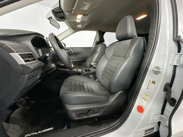 Used 2023 Mitsubishi Outlander SE AWD/4WD image 18
