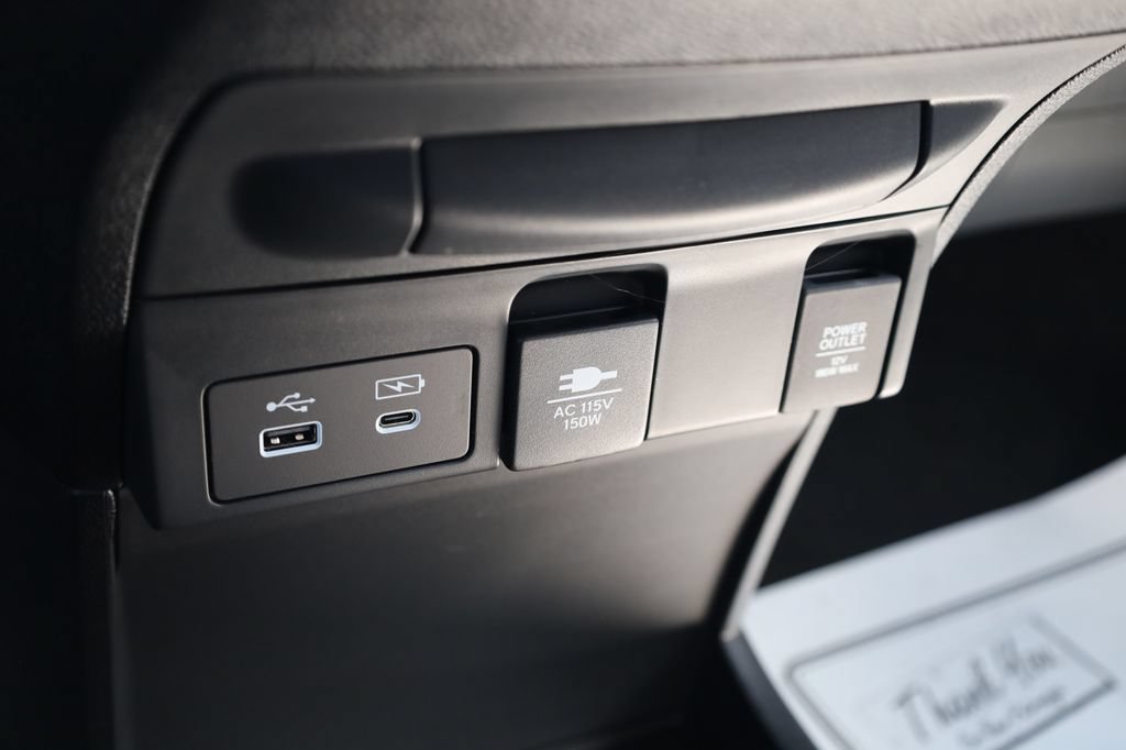 New 2026 Honda Odyssey Touring image 22