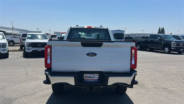 New 2026 Ford F250 XL w/ XL Chrome Package RWD image 4