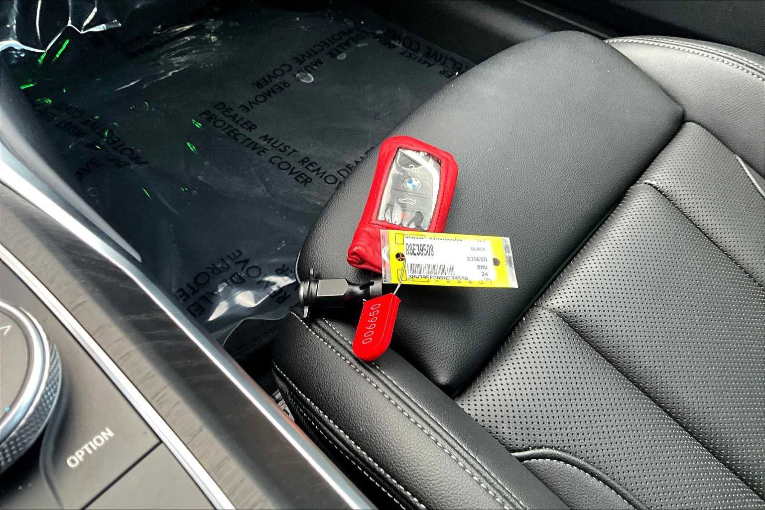 Used 2024 BMW 330e 330e w/ Convenience Package image 14