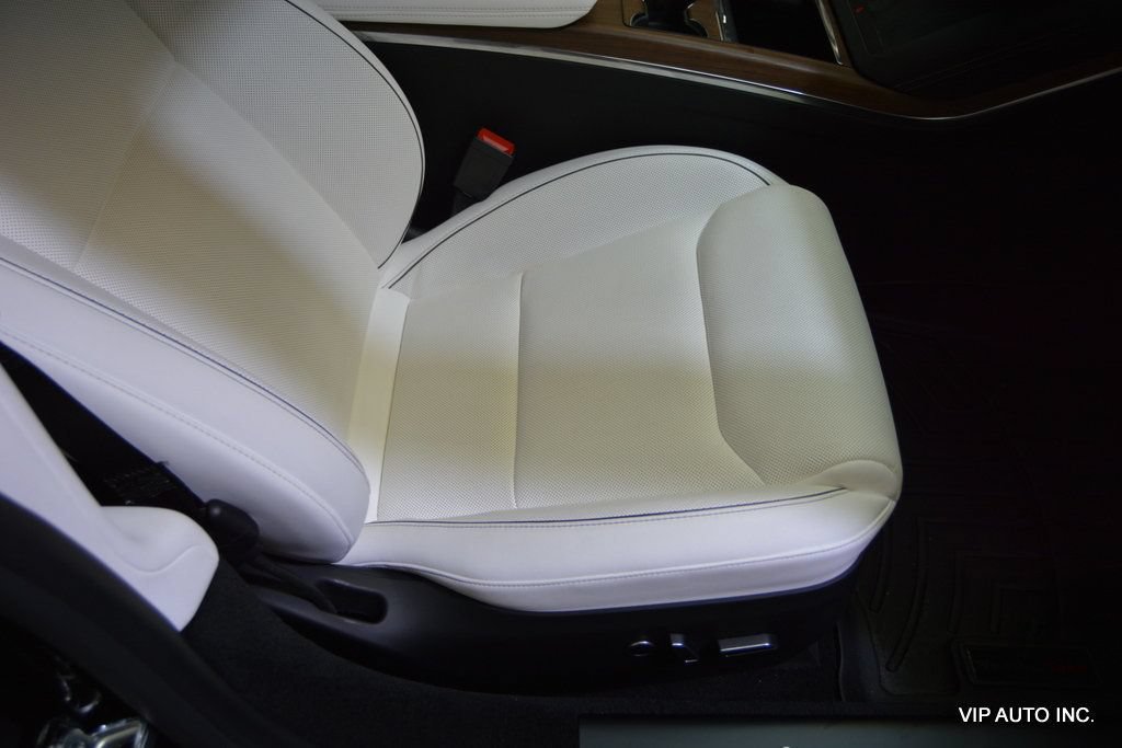 Used 2022 Tesla Model S Plaid AWD/4WD image 16