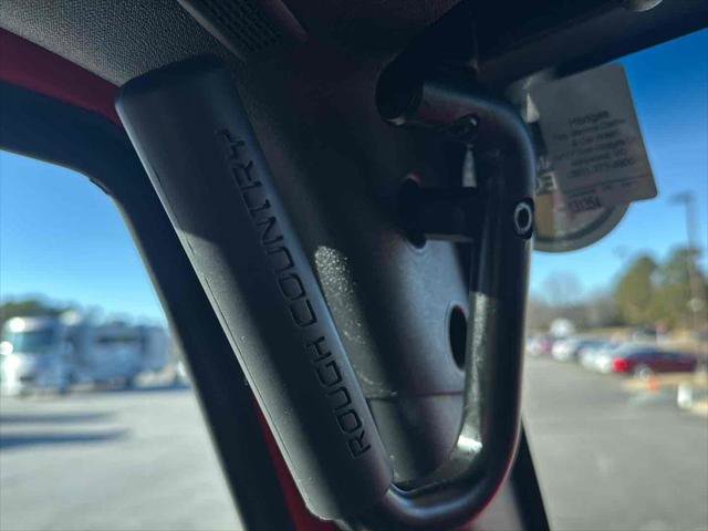 Used 2017 Jeep Wrangler Unlimited Rubicon image 29