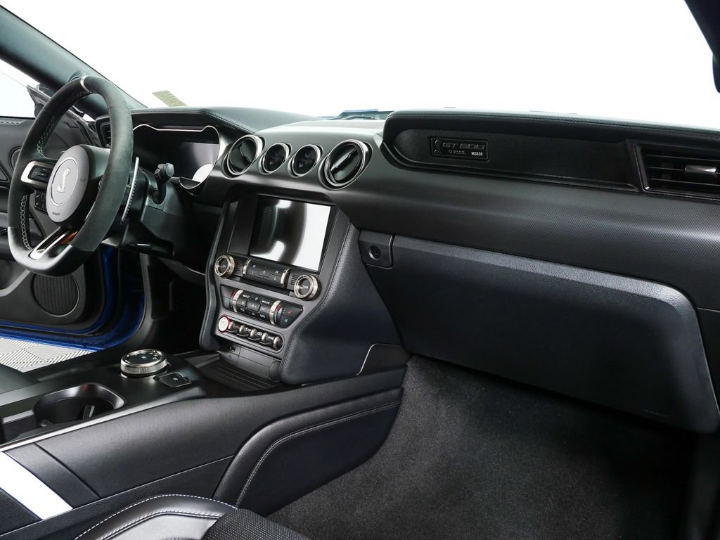 Used 2021 Ford Mustang Shelby GT500 w/ Technology Package RWD image 19