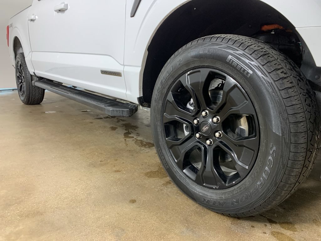 Used 2023 Ford F150 XLT w/ XLT Black Appearance Package AWD/4WD image 6