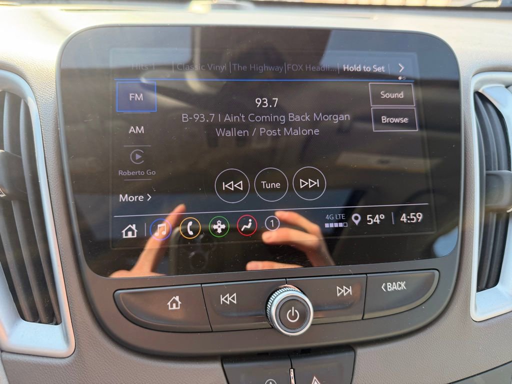 Used 2024 Chevrolet Malibu LT image 18