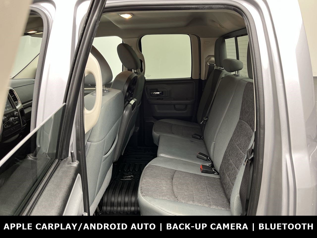 Used 2020 RAM 1500 Classic SLT AWD/4WD image 11