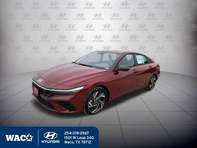 Used 2025 Hyundai Elantra Sport image 9