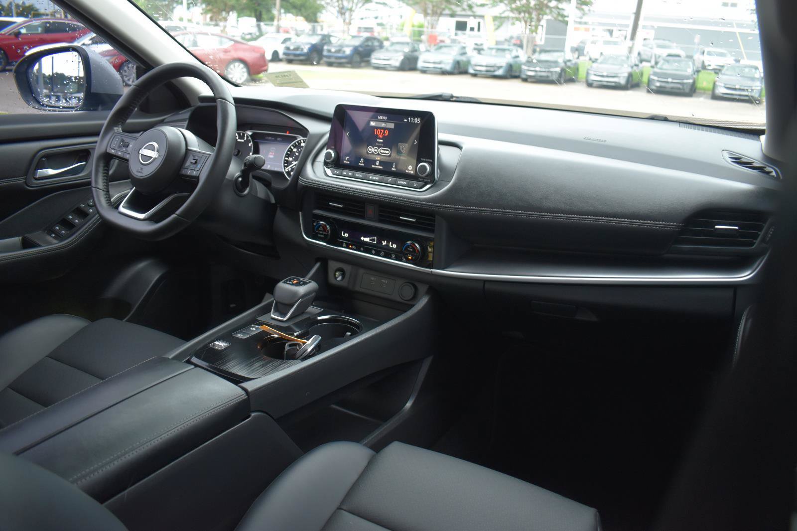 Certified 2024 Nissan Rogue SV w/ SV Premium Package FWD image 63