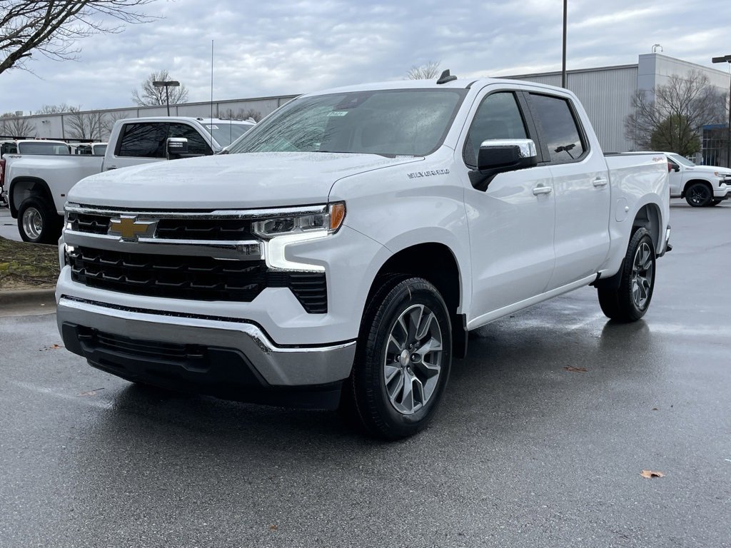 New 2026 Chevrolet Silverado 1500 LT w/ Convenience Package II image 3