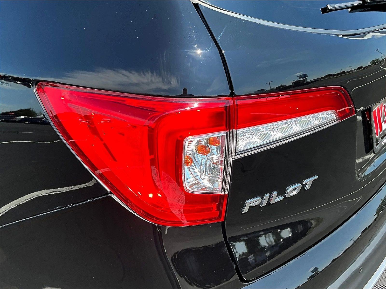 Used 2022 Honda Pilot Black Edition image 23