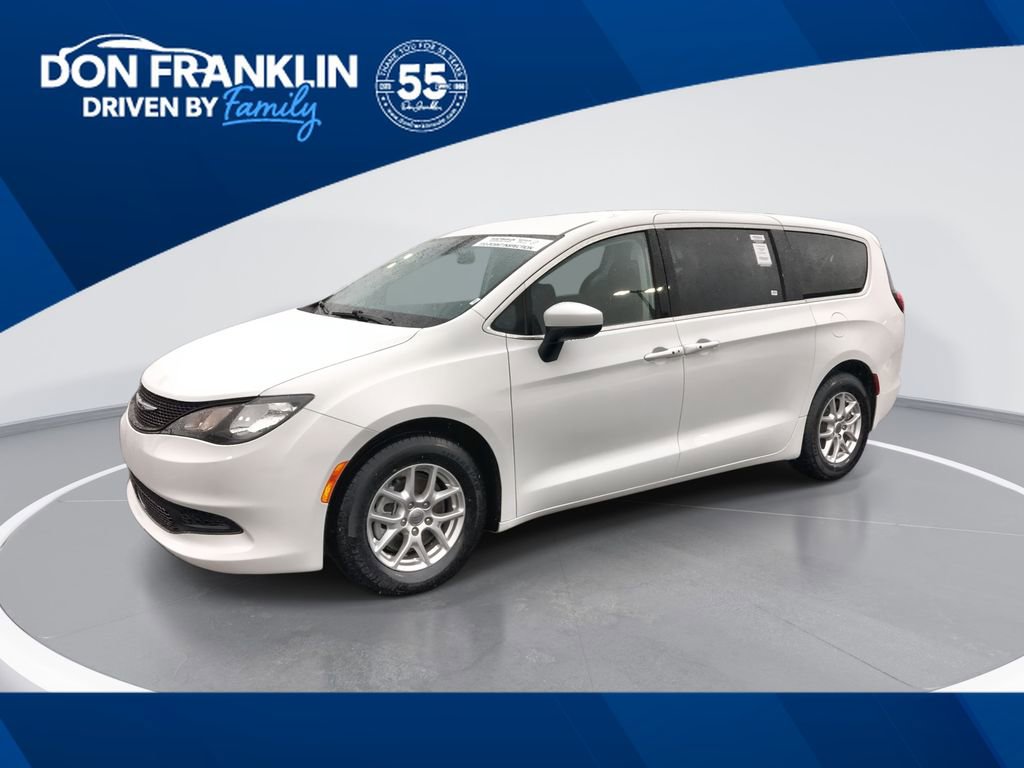 Used 2022 Chrysler Voyager LX