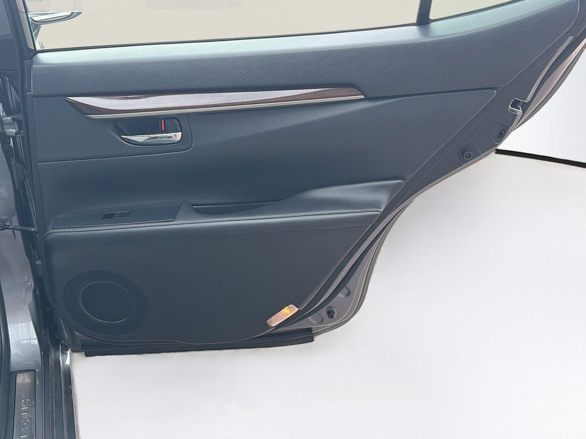 Used 2013 Lexus ES 350 w/ Luxury Pkg image 32