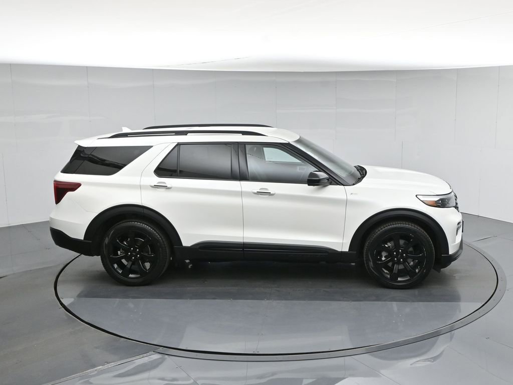 Used 2023 Ford Explorer ST-Line w/ Class IV Trailer Tow Package image 42