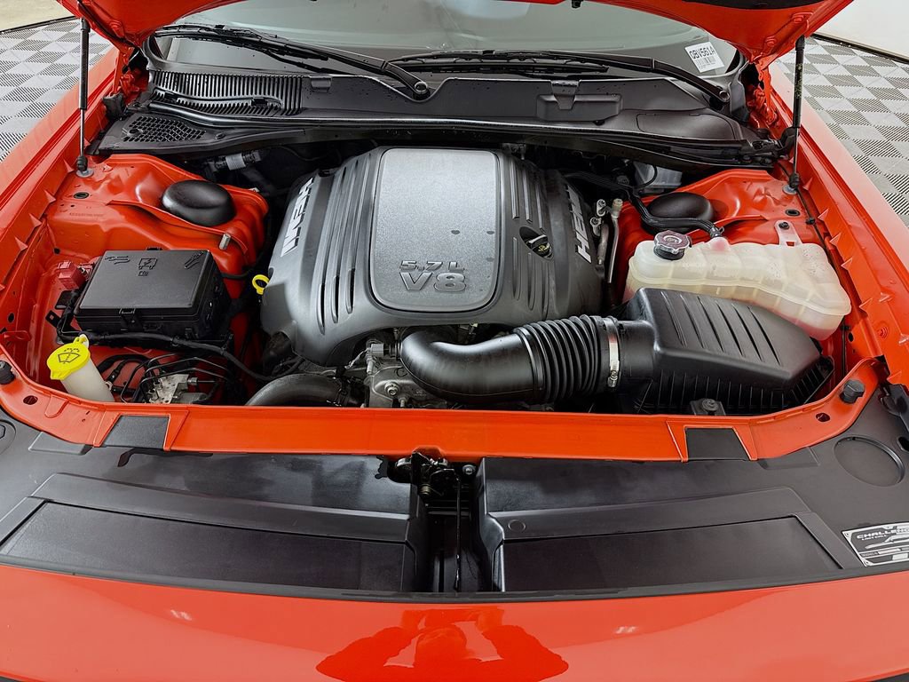 Used 2023 Dodge Challenger R/T w/ Plus Package image 29