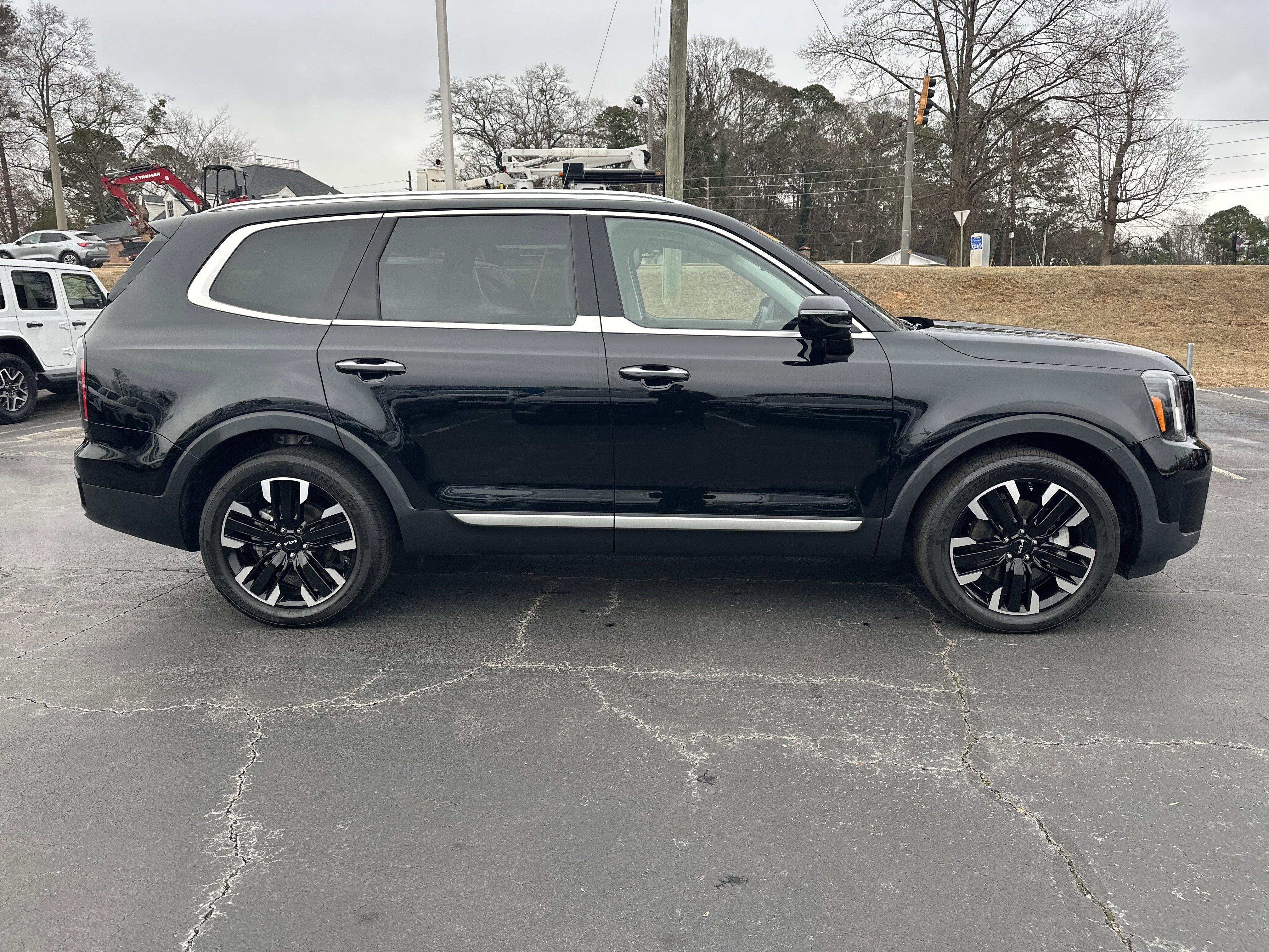 Used 2023 Kia Telluride SX Prestige image 9