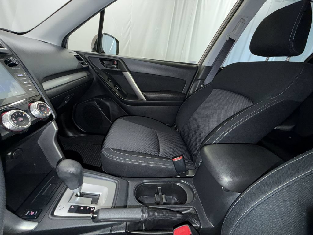 Used 2016 Subaru Forester 2.5i Premium w/ All-Weather Package AWD/4WD image 30