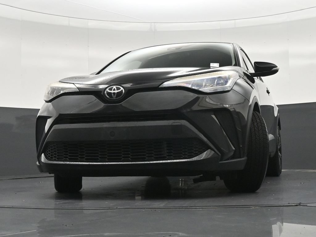 Used 2021 Toyota C-HR LE FWD image 35