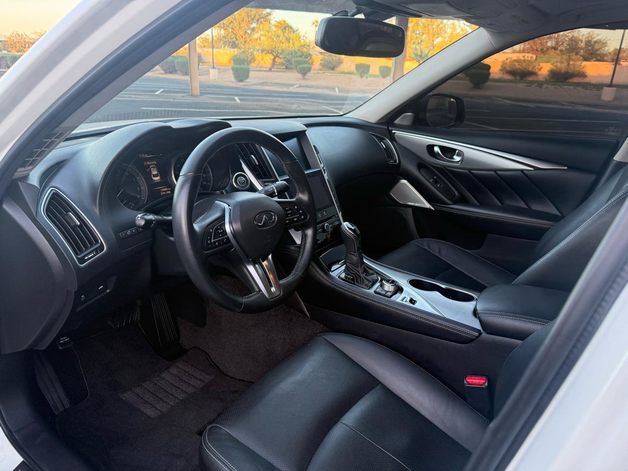 Used 2021 INFINITI Q50 Luxe w/ Seat & Sound Package AWD/4WD image 10