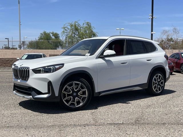 Used 2025 BMW X1 xDrive28i w/ Technology Package image 2
