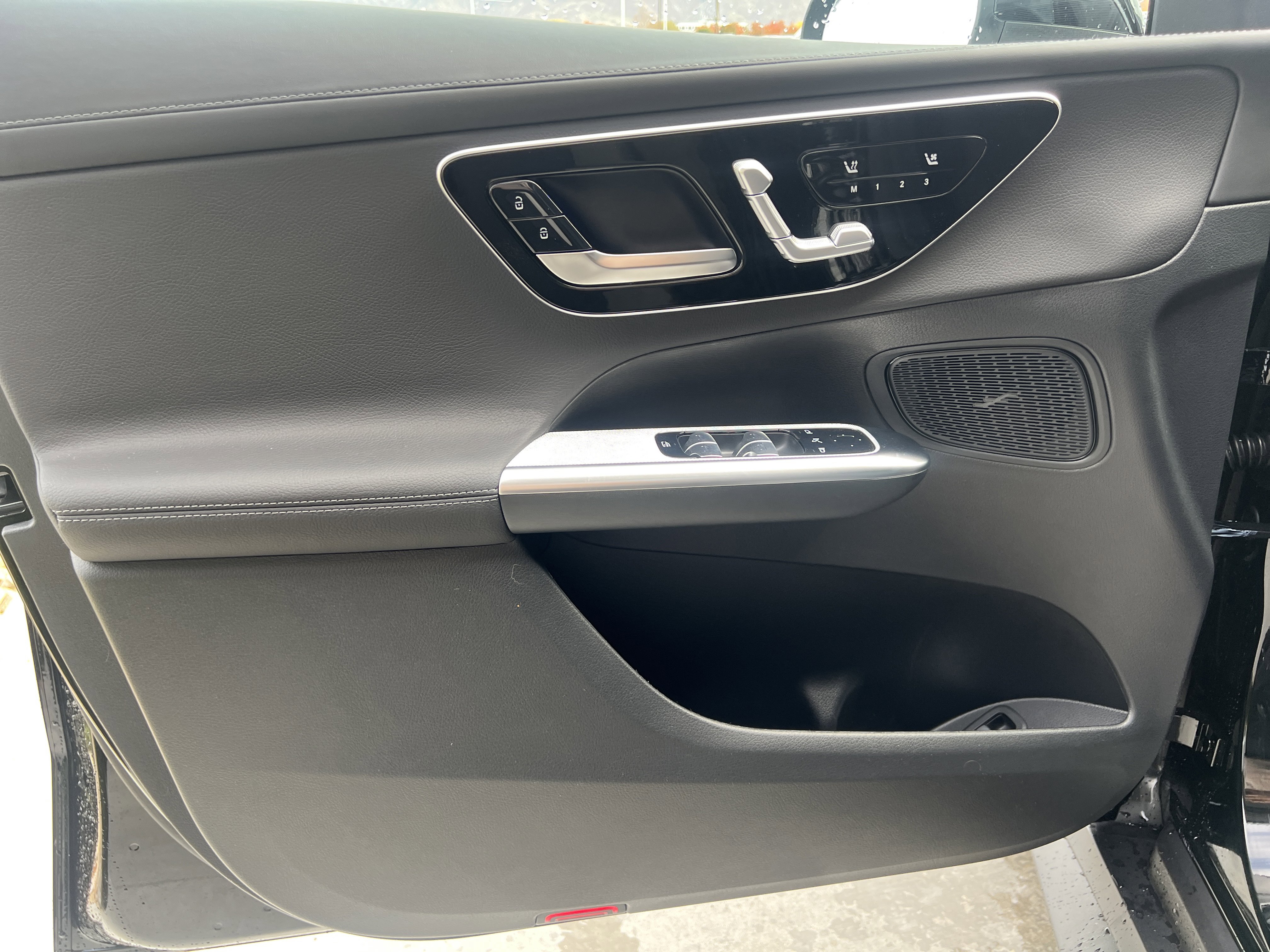New 2026 Mercedes-Benz GLC 300 4MATIC image 14