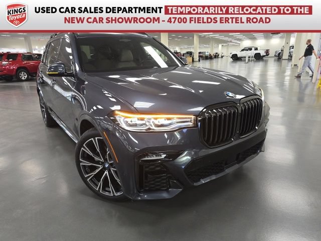 Used 2021 BMW X7 xDrive40i w/ M Sport Package AWD/4WD image 1