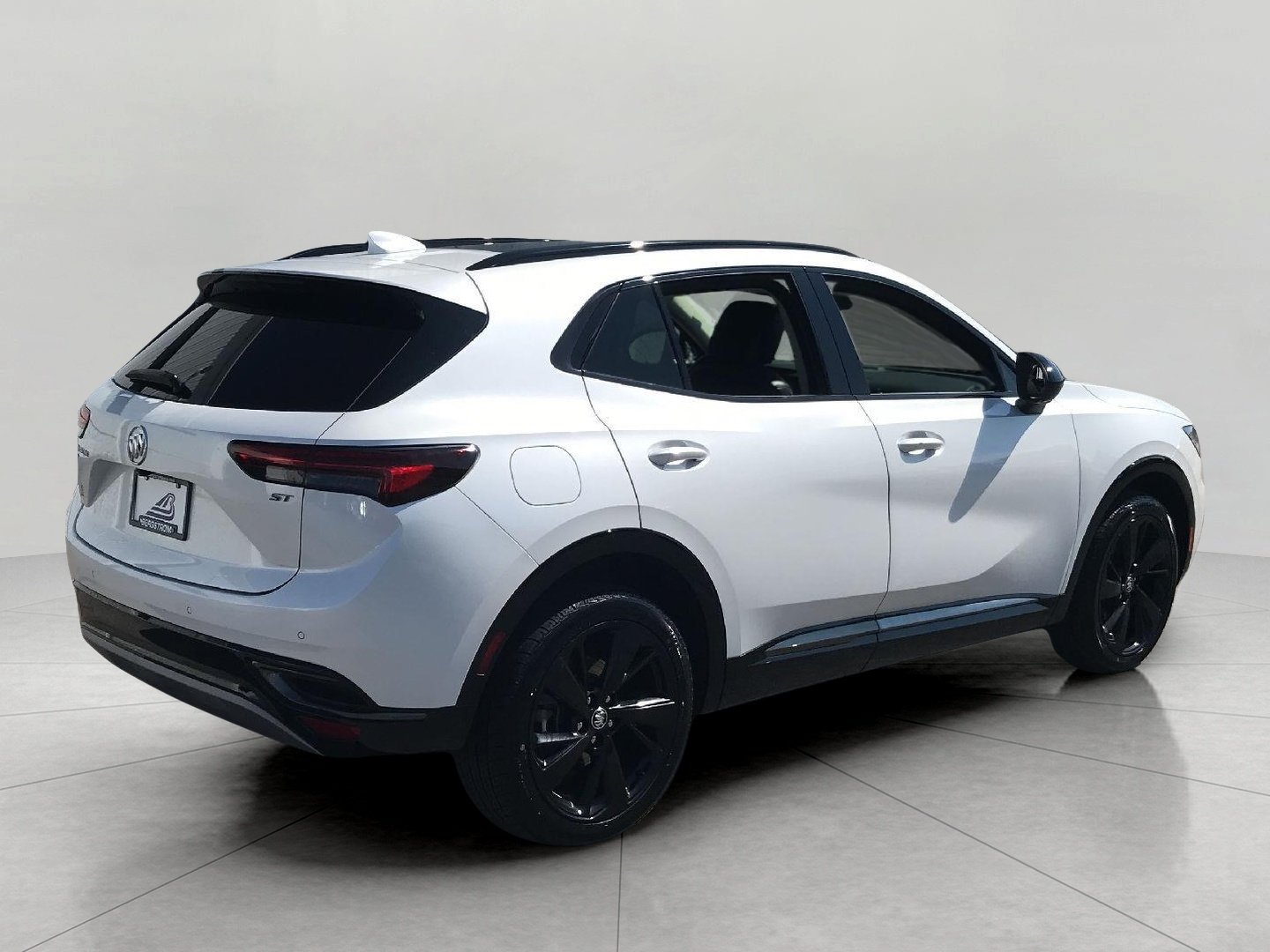 Certified 2023 Buick Envision Essence w/ Technology Package I AWD/4WD image 5