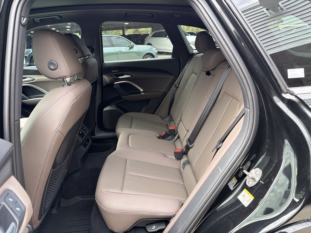 Used 2026 Audi Q5 Premium Plus AWD/4WD image 14