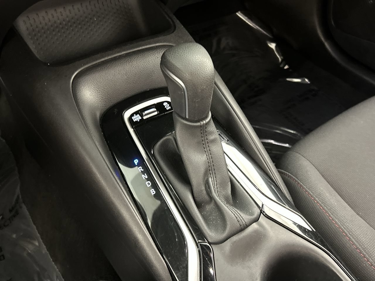 Used 2025 Toyota Corolla SE FWD image 16