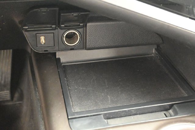 Used 2023 Toyota Camry SE FWD image 25