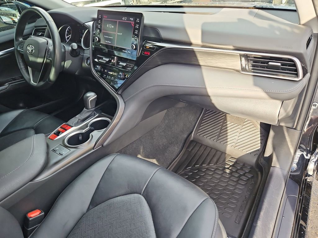 Used 2023 Toyota Camry XLE w/ Cold Weather Package image 17