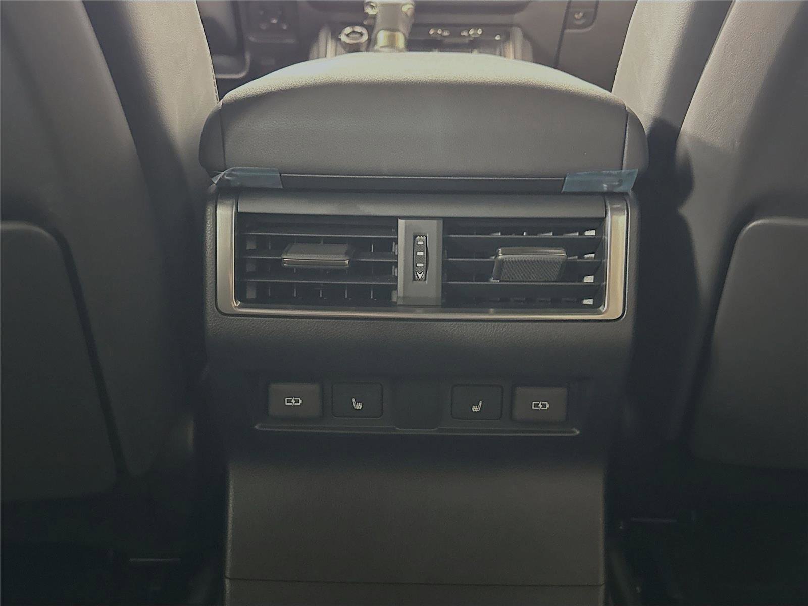 Used 2024 Lexus GX 550 image 38