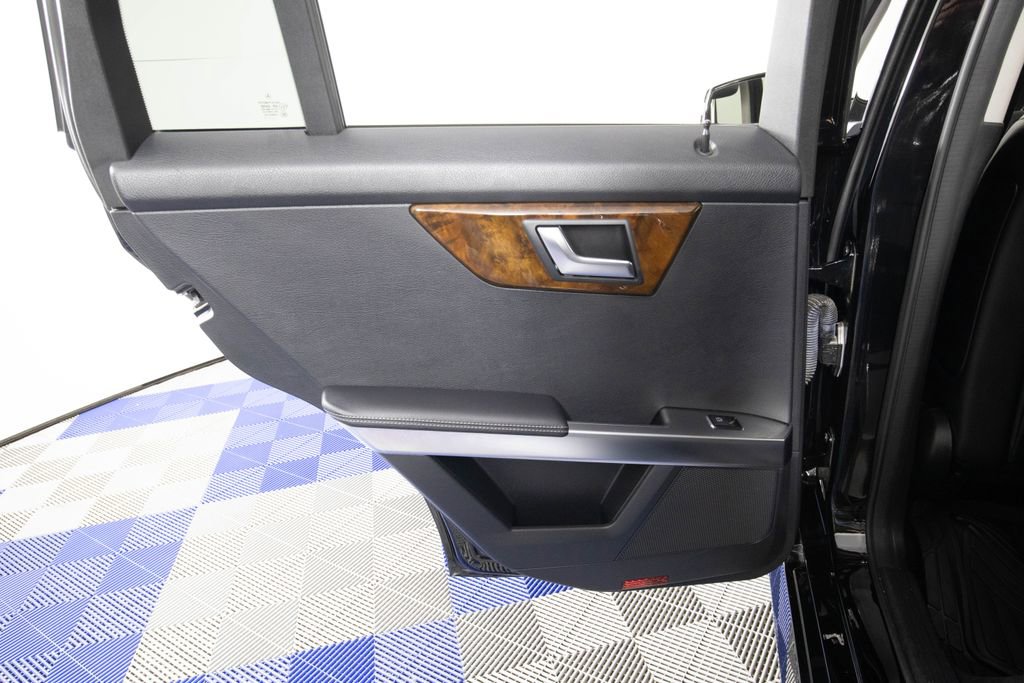 Used 2014 Mercedes-Benz GLK 350 2WD image 11