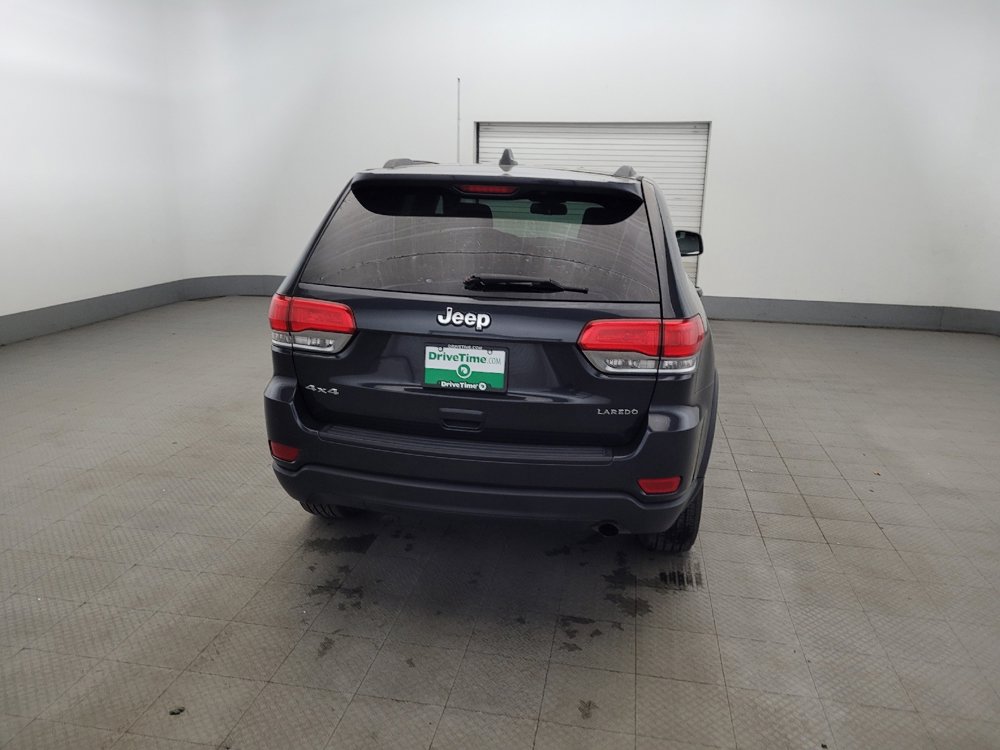 Used 2016 Jeep Grand Cherokee Laredo w/ Quick Order Package 23E AWD/4WD image 7