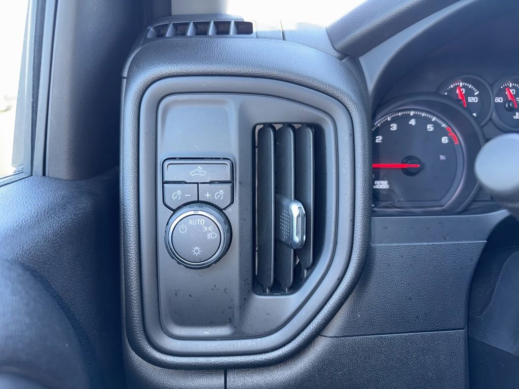 Used 2022 Chevrolet Silverado 2500 W/T w/ WT Convenience Package RWD image 18
