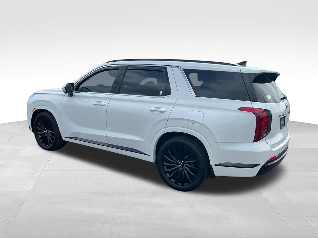 Used 2025 Hyundai Palisade Calligraphy AWD/4WD image 3