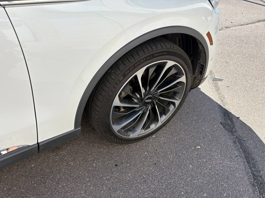 Used 2020 Lincoln Aviator Reserve w/ Equipment Group 202A AWD/4WD image 14
