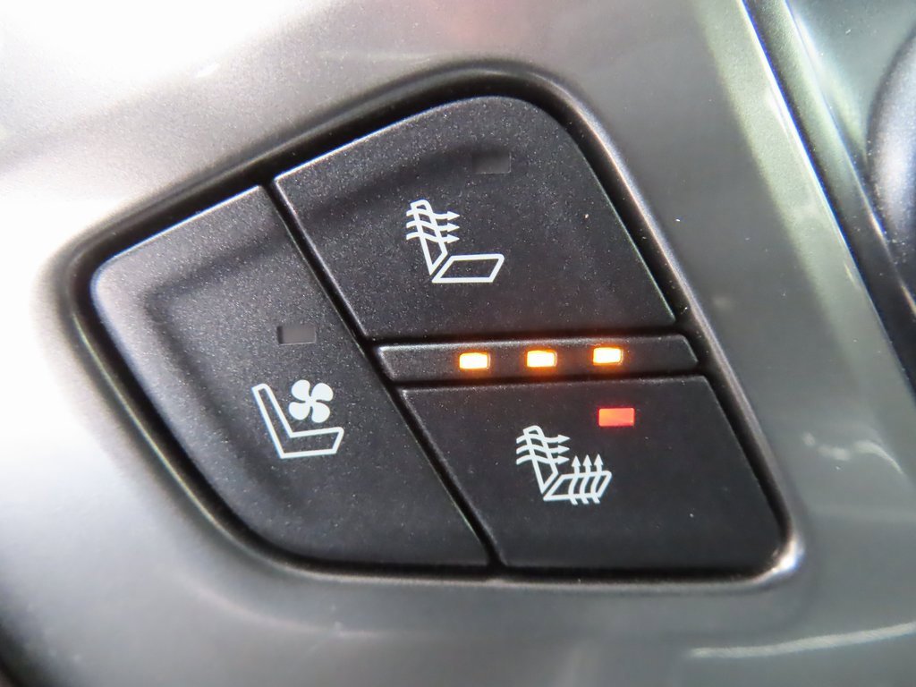 Used 2018 Chevrolet Silverado 1500 LTZ Z71 image 7