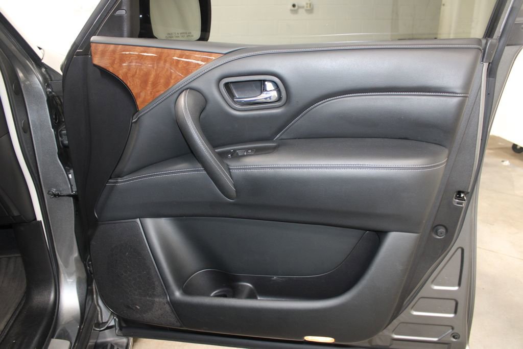 Used 2018 INFINITI QX80 4WD w/ Driver Assistance Package image 28