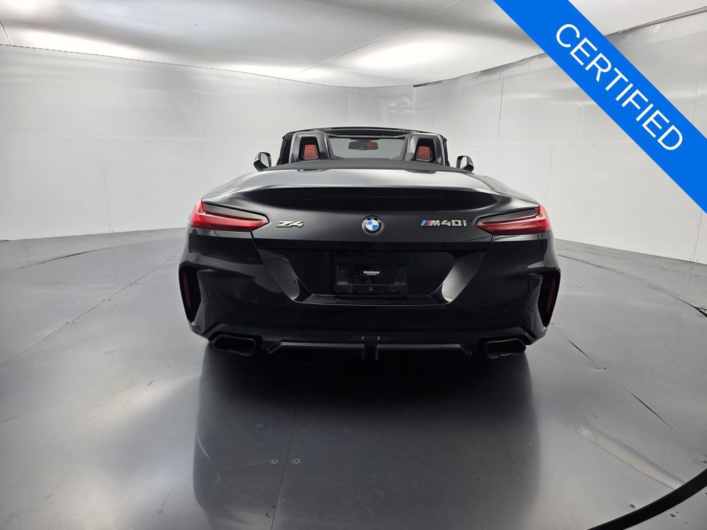 Certified 2023 BMW Z4 M40i w/ Premium Package RWD image 5