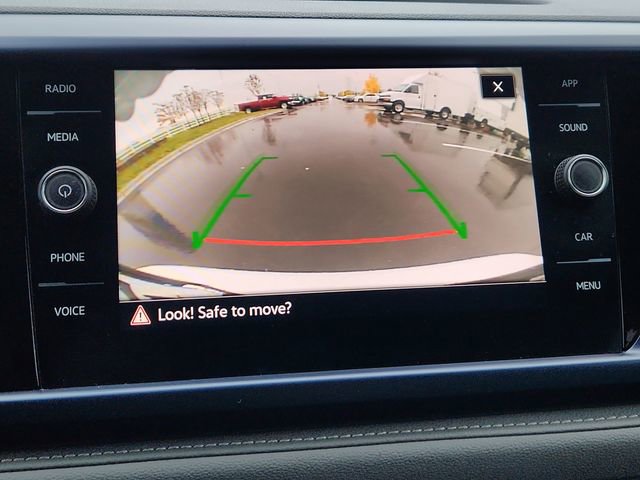 Used 2024 Volkswagen Taos SE image 41