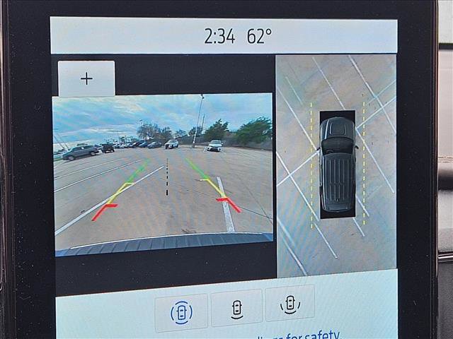 Used 2021 Ford Explorer King Ranch w/ Premium Technology Package image 13