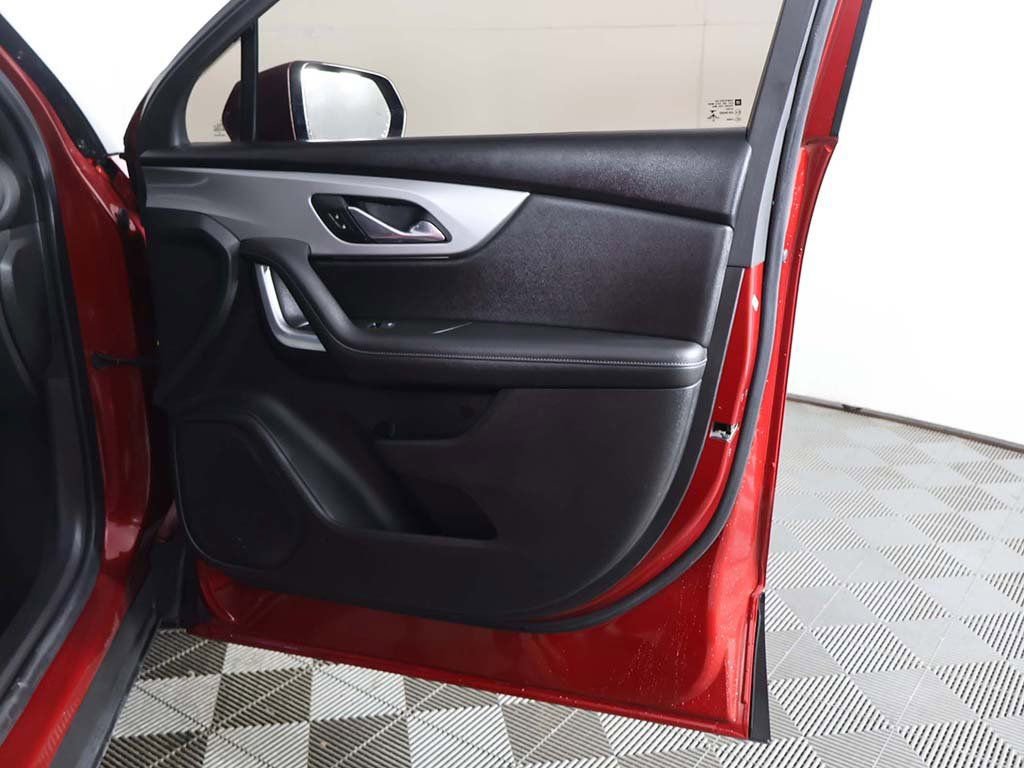 Used 2021 Chevrolet Blazer LT image 22