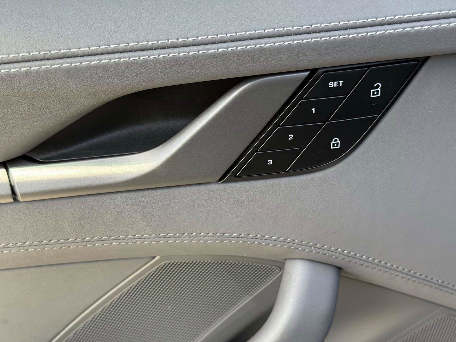 Used 2022 Porsche 911 Carrera S w/ Premium Package image 30