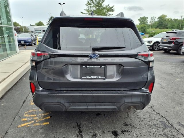 Used 2025 Subaru Forester Limited image 4