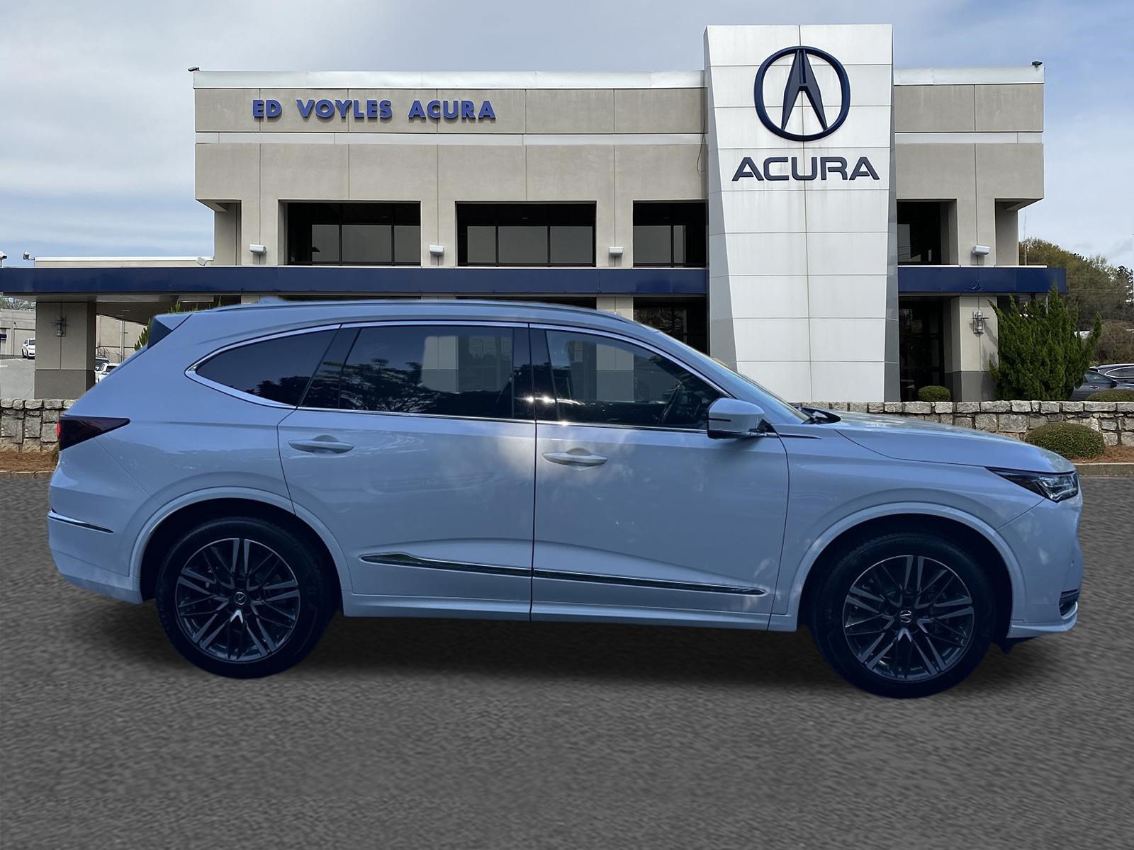 New 2026 Acura MDX w/ Advance Package AWD/4WD image 4