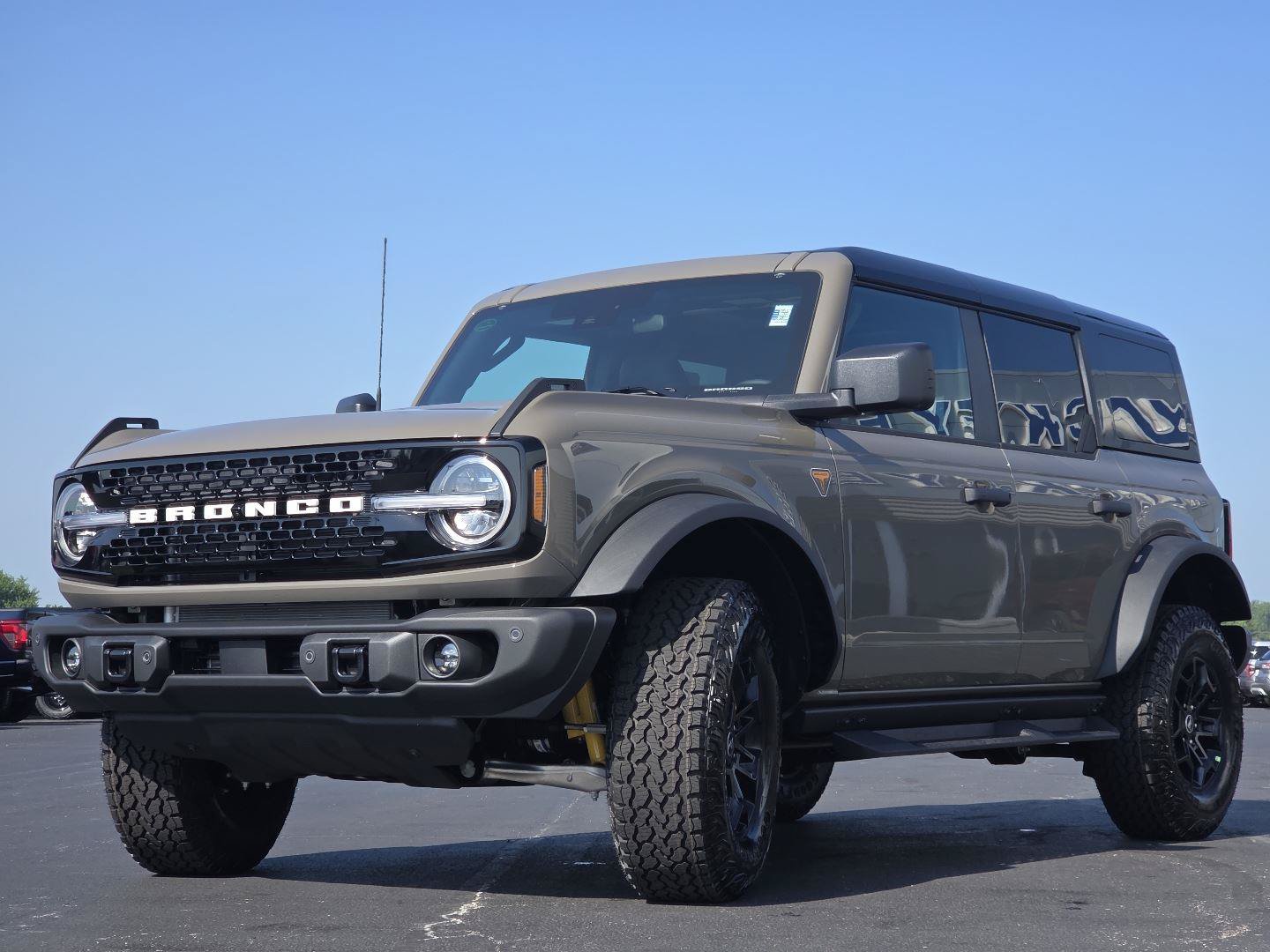 New 2026 Ford Bronco Badlands AWD/4WD image 16