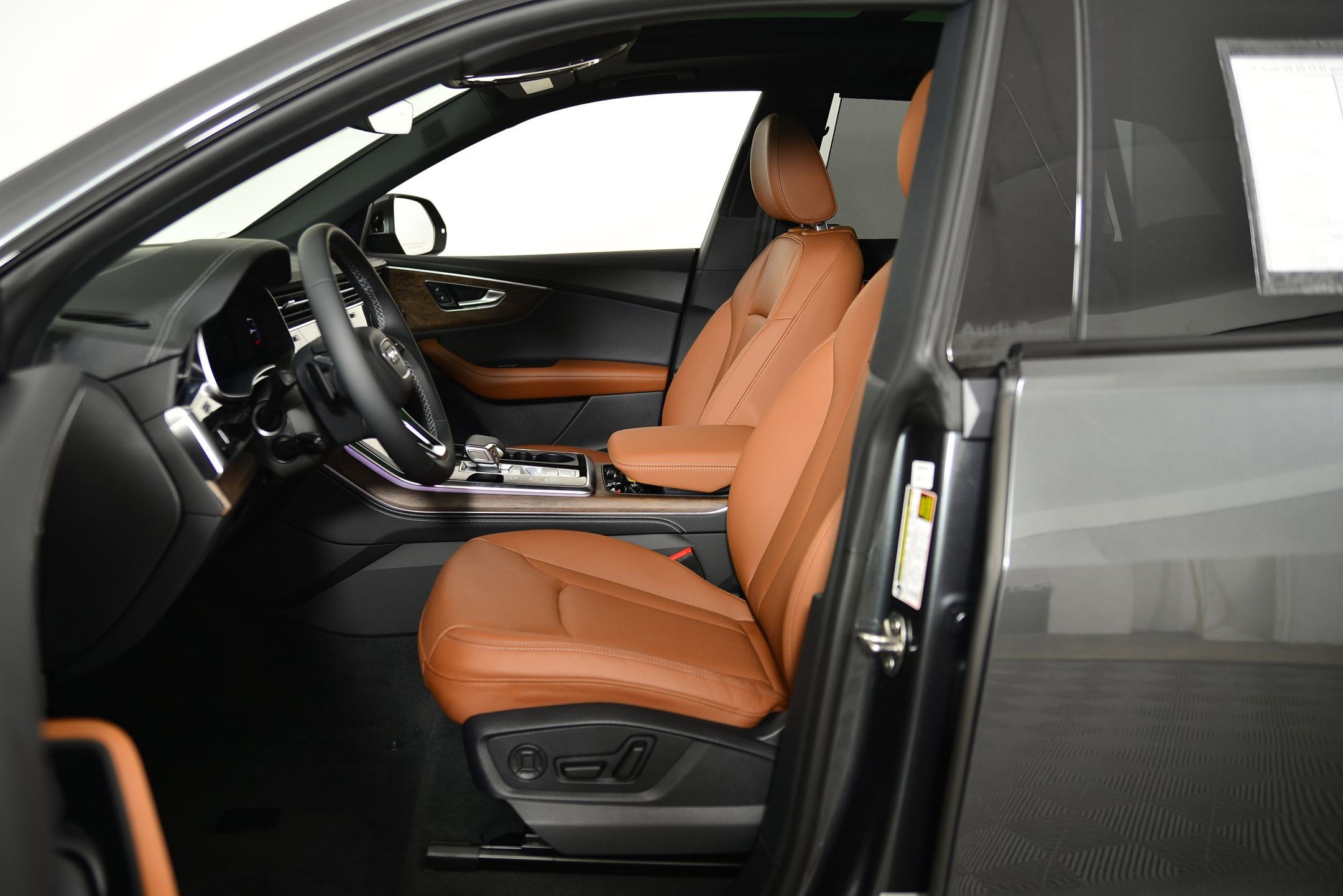 New 2026 Audi Q8 Premium Plus image 4