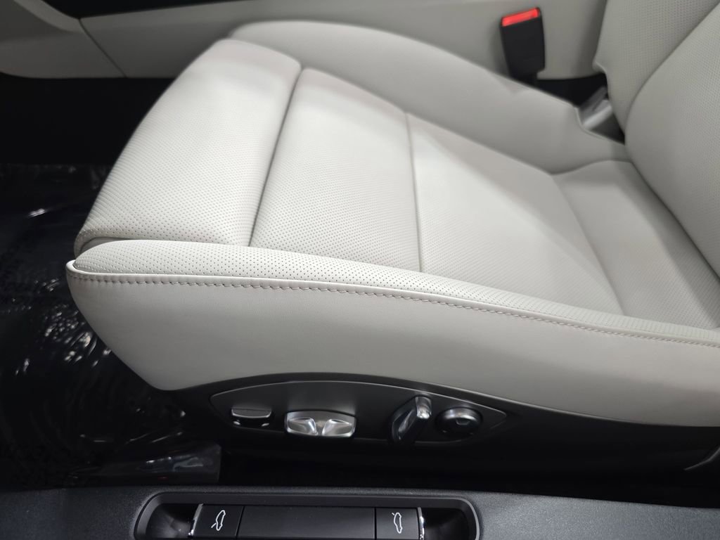 Used 2025 Porsche 718 Boxster GTS image 23